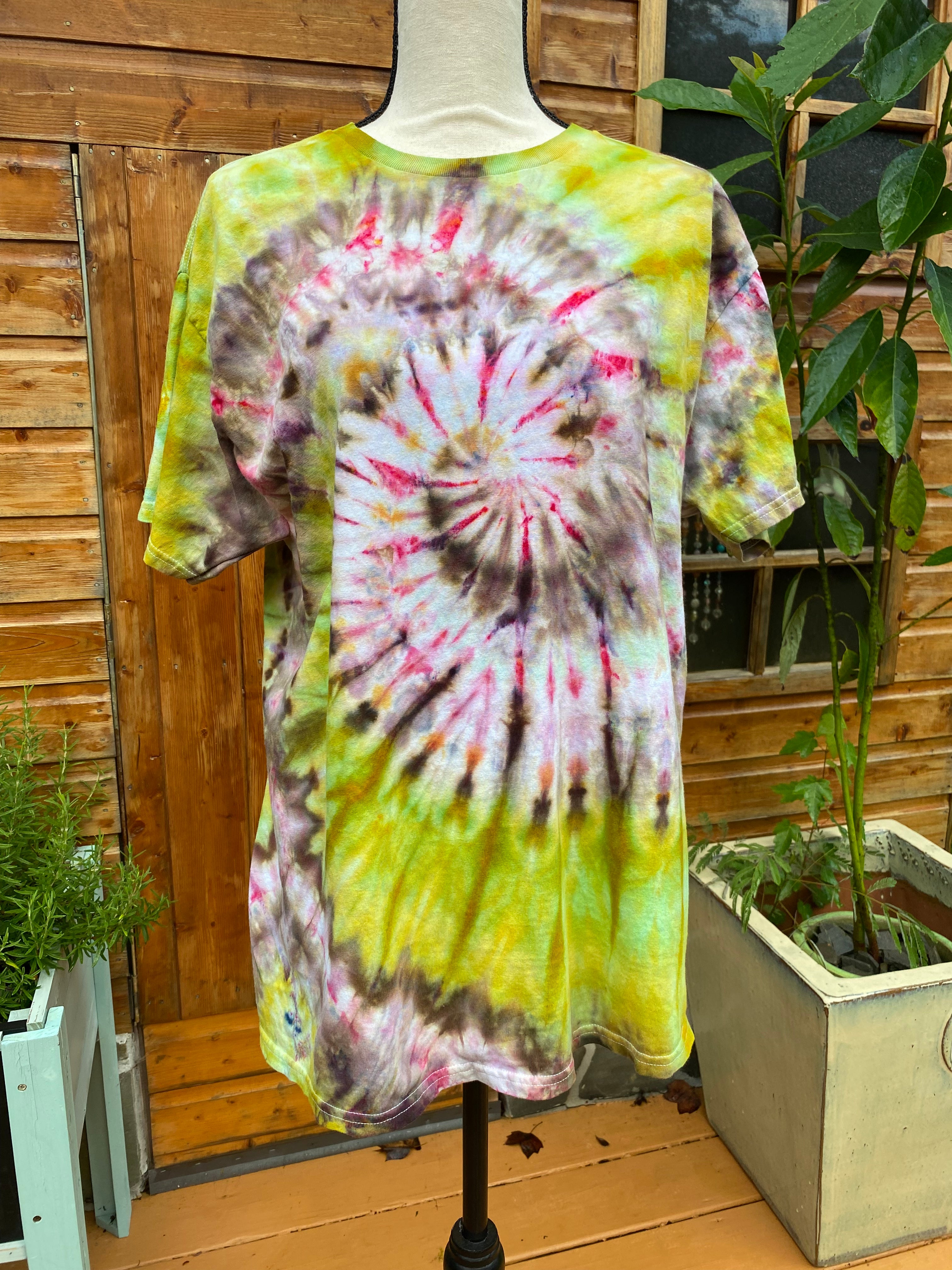 Tie-Dye T-Shirt Chartreuse Swirl - Large