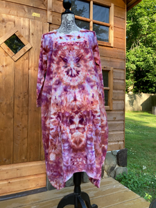 Tie-Dye Burgandy Kaftan - Medium