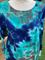 Load image into Gallery viewer, Tie-Dye Blue-Gray Kaftan - Medium
